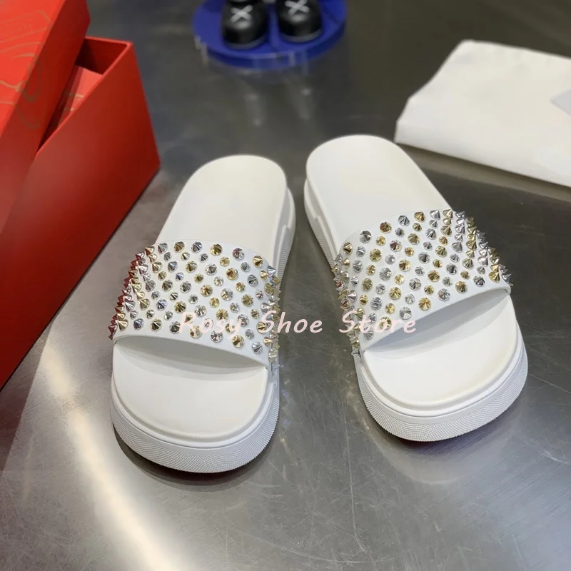 

Black Leather Silver Rivet Round Toe Half Slippers Men's Slip On Summer Outdoor Fashion Beach Slipper Flat Couple Casual Slipper