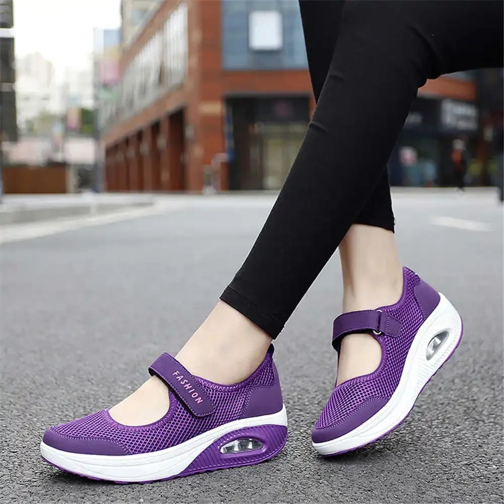 Light Weight High Performance Men's Sneakers Top Grade Flats Celebrity Fashion Shoes Outdoor Men Boots Sport Cool Casuals