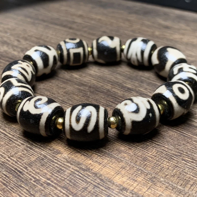 Boutique Old Agate High-Oil Coated Pulp Duobao Tibet Beads Bracelet Tibetan Black and White Pattern Men's and Women's Bracelet