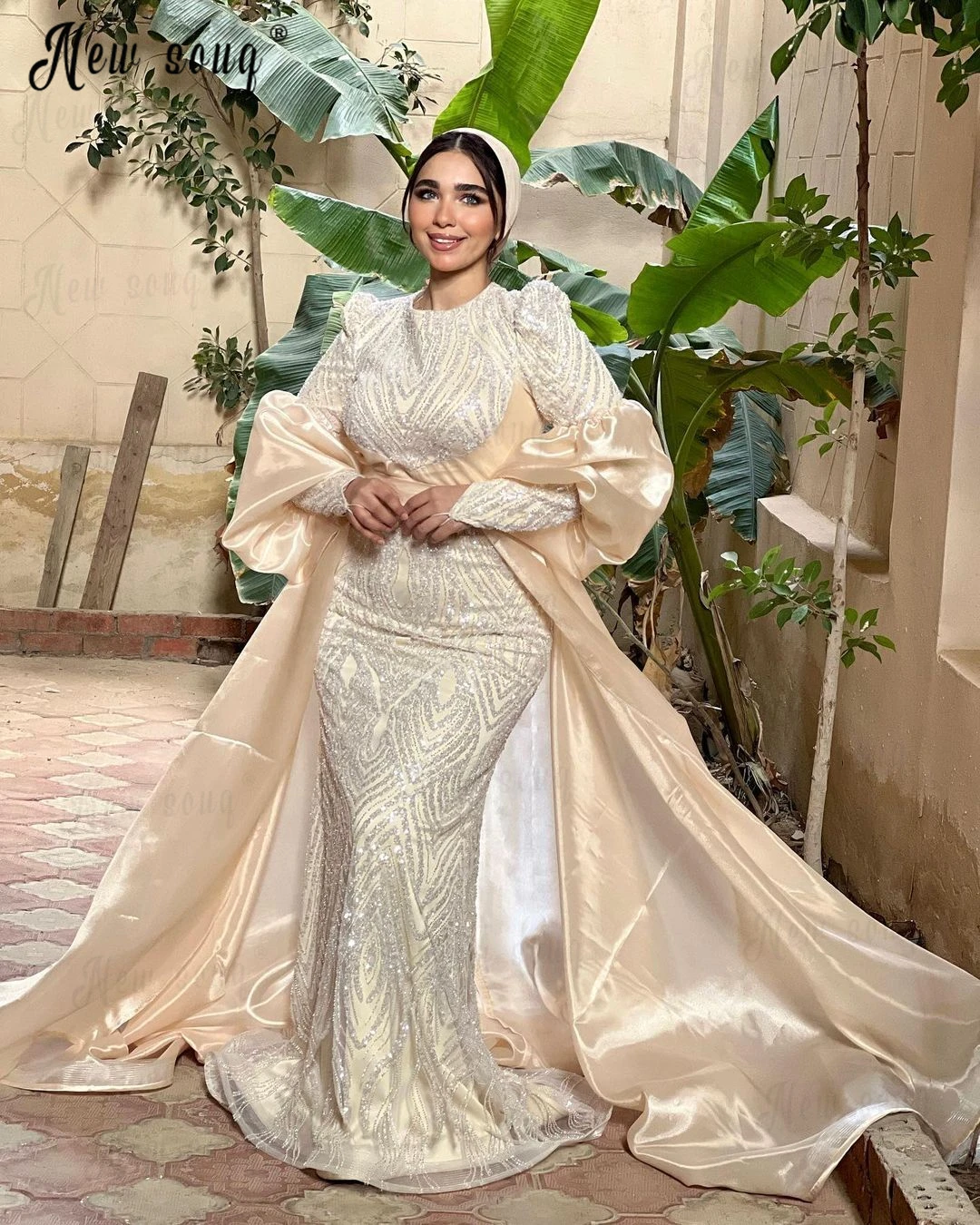 

Middle East Muslim Evening Dress Light Champagne Long Sleeve Dubai Wedding Party Gowns Plus Size Custom Made Prom Night Gowns