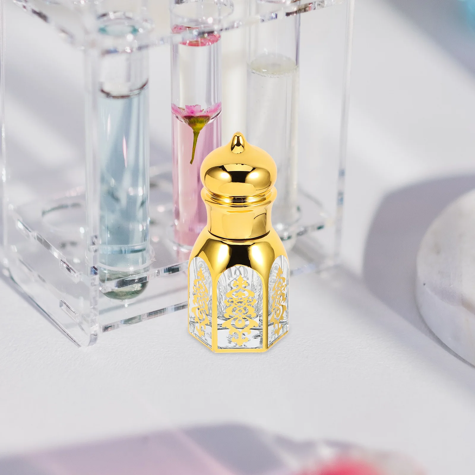 

2Pcs Glass Roller Bottles Travel Refillable Essential Oil Roll on Bottles Empty Portable Perfume Bottle Leakproof Storage