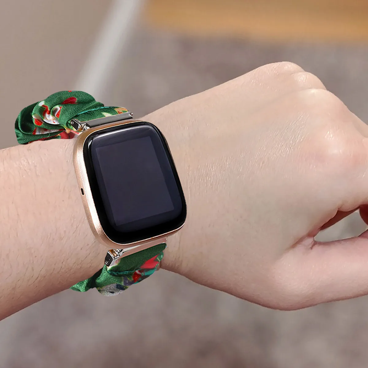 

Christmas Print Watch Band with Hair Ring Design Comfortable Fit for Casual Business Formal Wear Chic Wristwatch Replacement