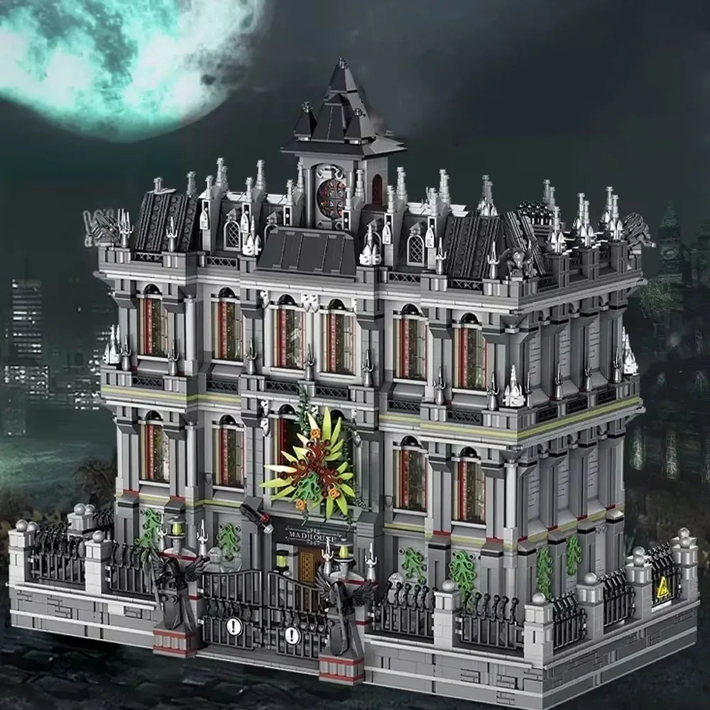 Creator Expert DC street view Arkham Building Blocks Lunatic Hospital Architecture Assembled Toy Christmas Gift 7537pcs