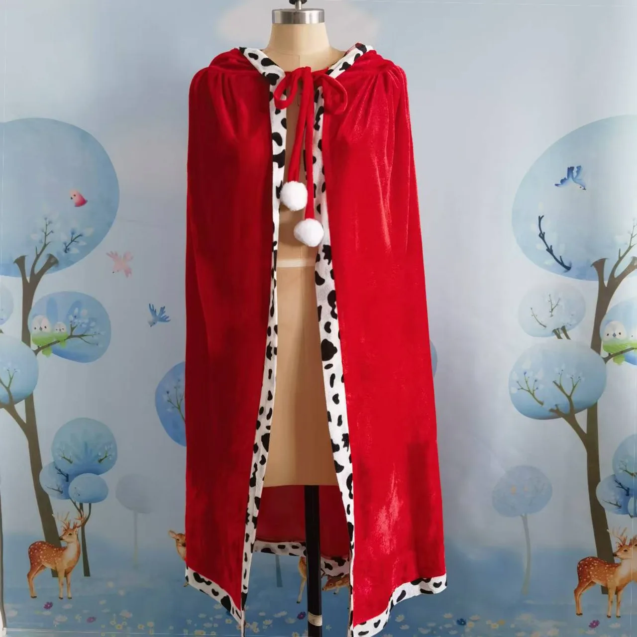 

Red Long Halloween Cape with Cow Pattern Hood And Leopard Print New Christmas Style Women's Ethnic Costume Polyester