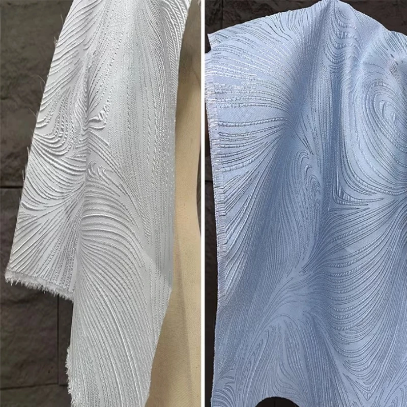 

Синяя жаккардовая ткань с серебряной нитью, с нерегулярным волнообразным узором, блестящая, для дизайнерских свадебных платьев Ханьфу, для ручной работы, шитья, DIY и домашнего творчества