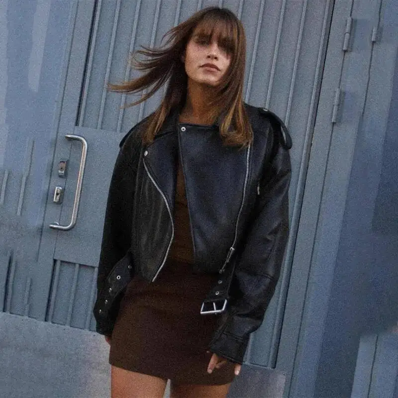 

Женская черная короткая куртка из искусственной кожи с поясом, уличная одежда на молнии, байкерское пальто в стиле ретро с лацканами, свободная верхняя одежда из искусственной кожи