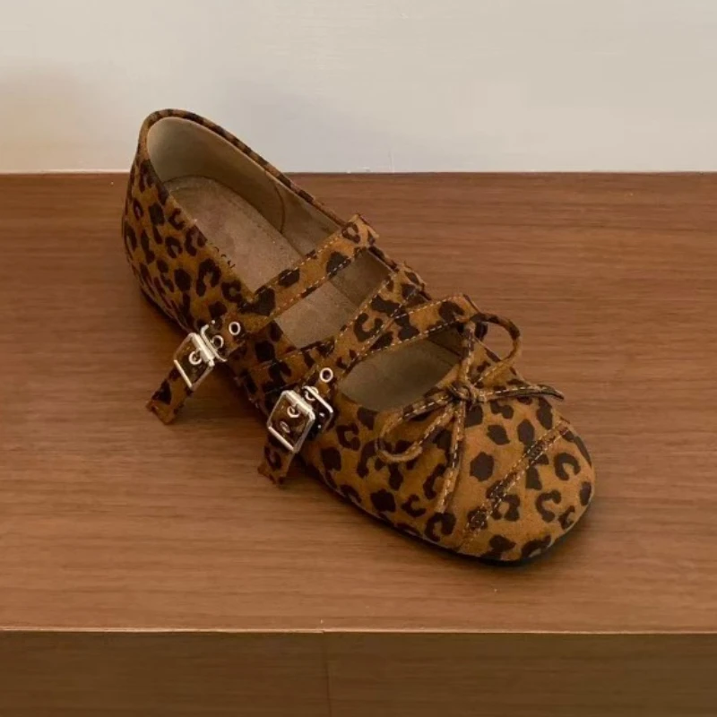 

Leopard Women Flats Shoes Square Toe Bow Loafers Shoes Elegant New 2025 Fashion Winter Woman Sneakers Casual Sport Zapatos Mujer