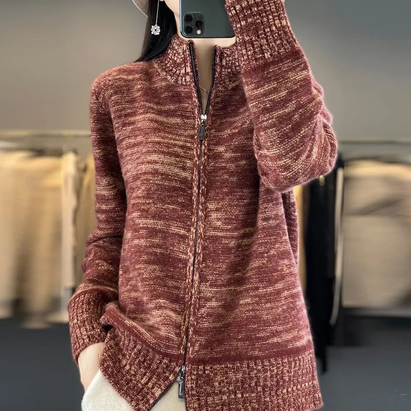 

Fall/Winter 2025 New Cashmere Cardigan Women's Loose Knitted Zippered Wool Jacket Retro Collar Design