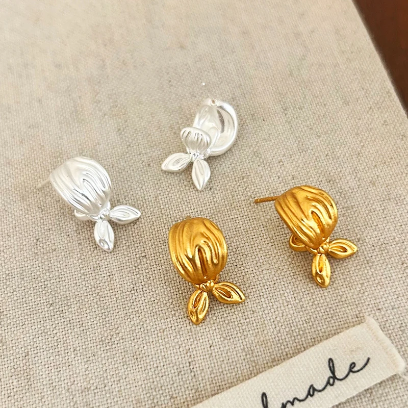 

PONYKISS Tibetan Silver 18K Gold Plated Fish Tail Stud Earrings for Women Animal Fashion Jewelry Trendy Accessories in Summer