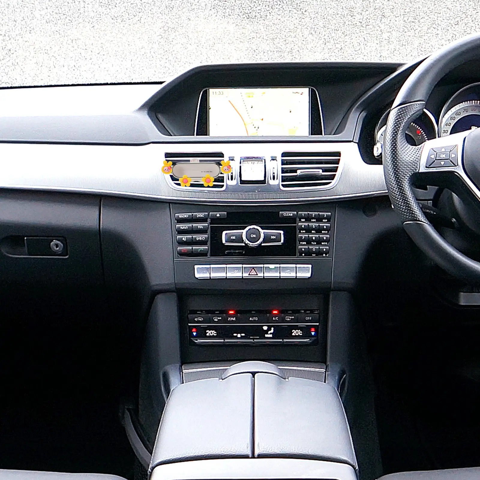 Phone Accessories Video - Rabbit Shaped Car Phone Holder Air