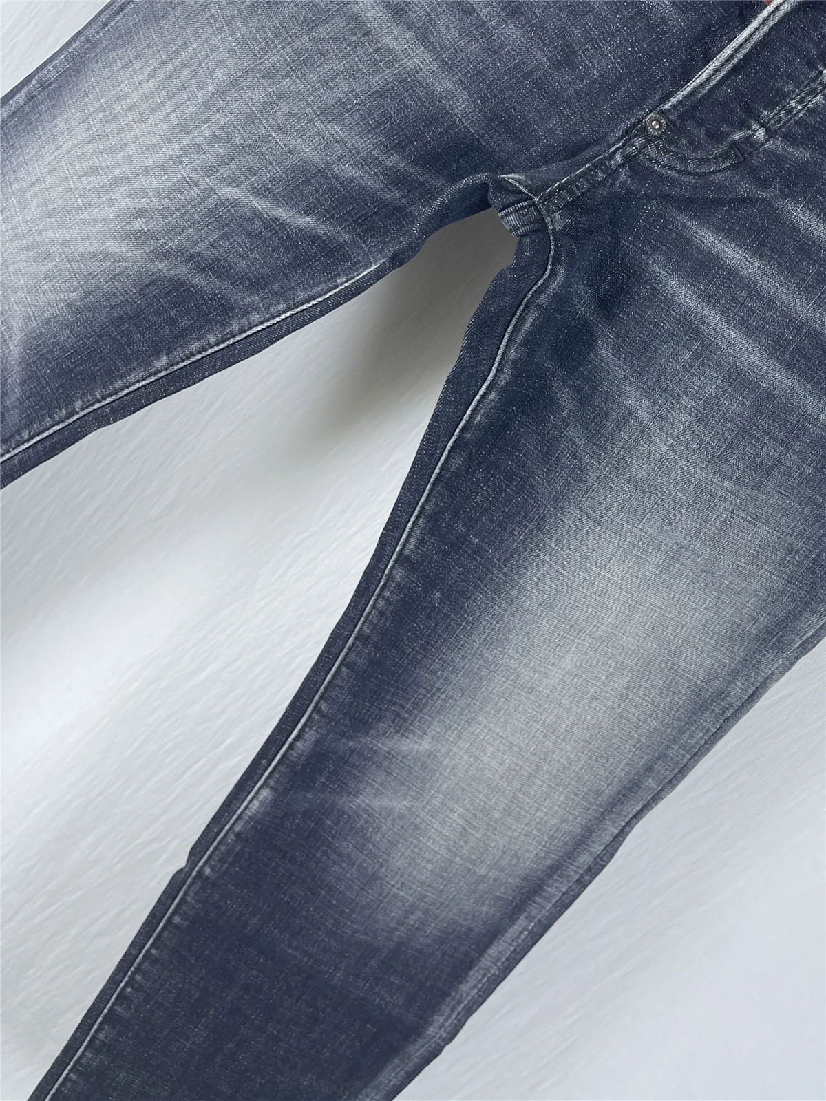 6092 Spring and Summer New Men's Jeans Washed Embroidered Badge Maple Leaf Fashion Micro-elastic Small Straight Black Jeans