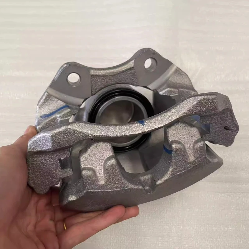 

Front cylinder assembly for DONGFENG SHINE GS Brake pad caliper assembly (without brake pads)