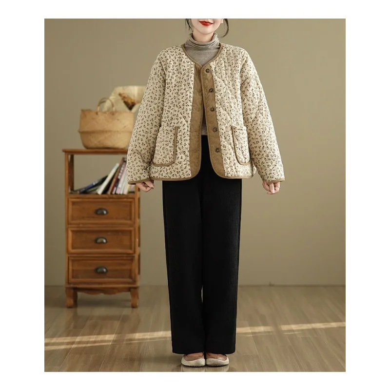 Retro Coat for Women with Floral Thin and Warm Cotton Coat Loose Fat Mm Contrast Jacket for Women - Image 5