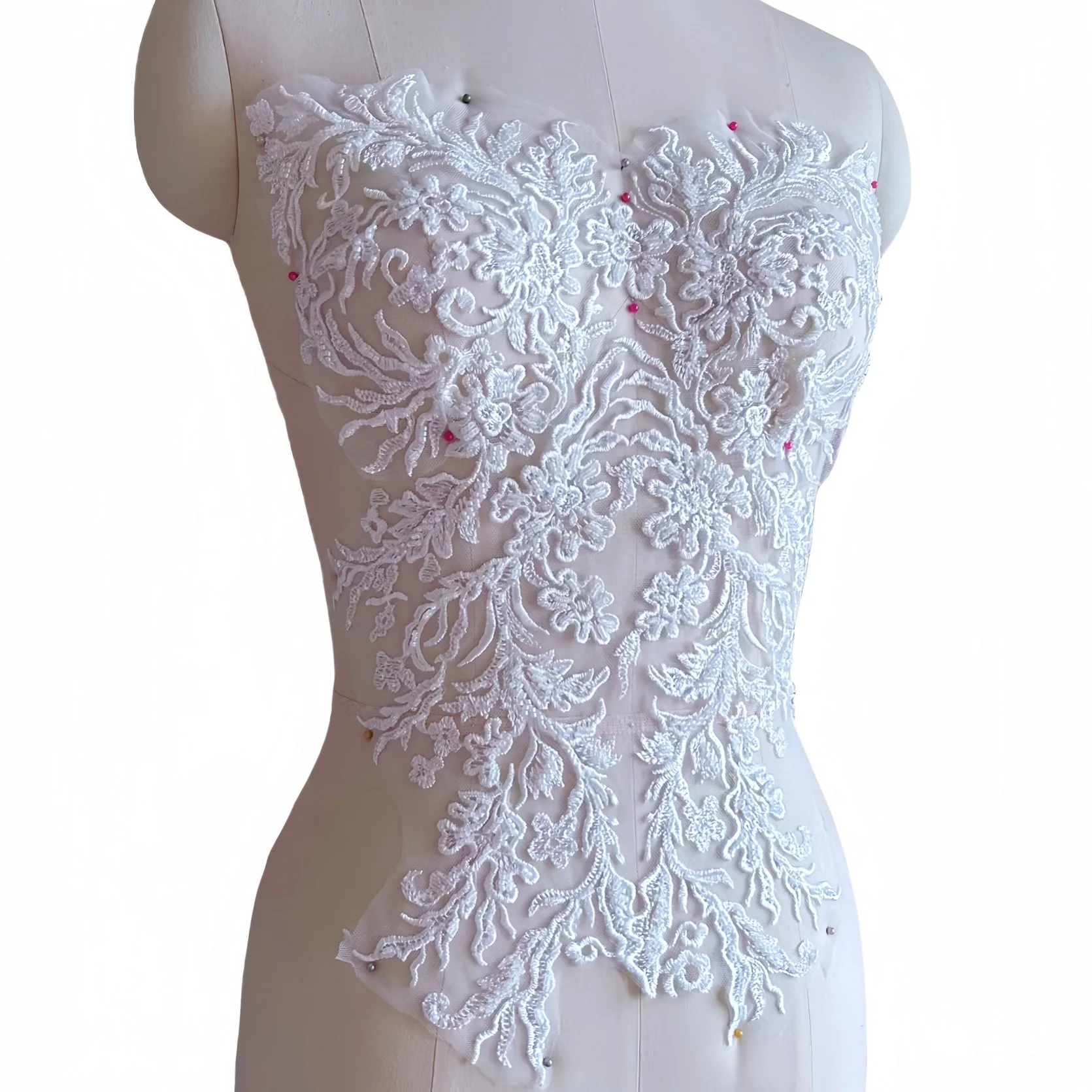 Costumi di pizzo bianco 3D Cucito con perline Toppe applique africane per cucire su design fai da te Abito da sposa Abito da ballo Elegante corpetto