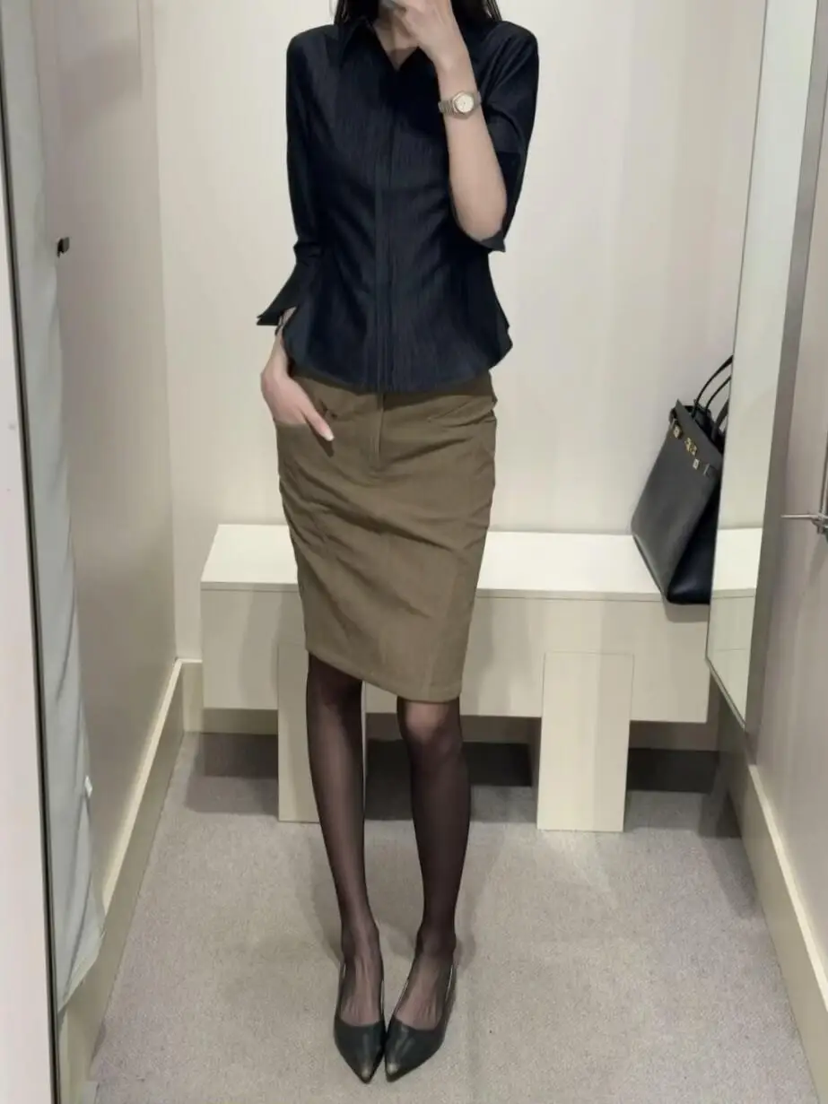 Retro American Khaki Corduroy Pencil Skirt Women's Spring Autumn New Style Versatile Metal Rivet Midi Skirt City Commute
