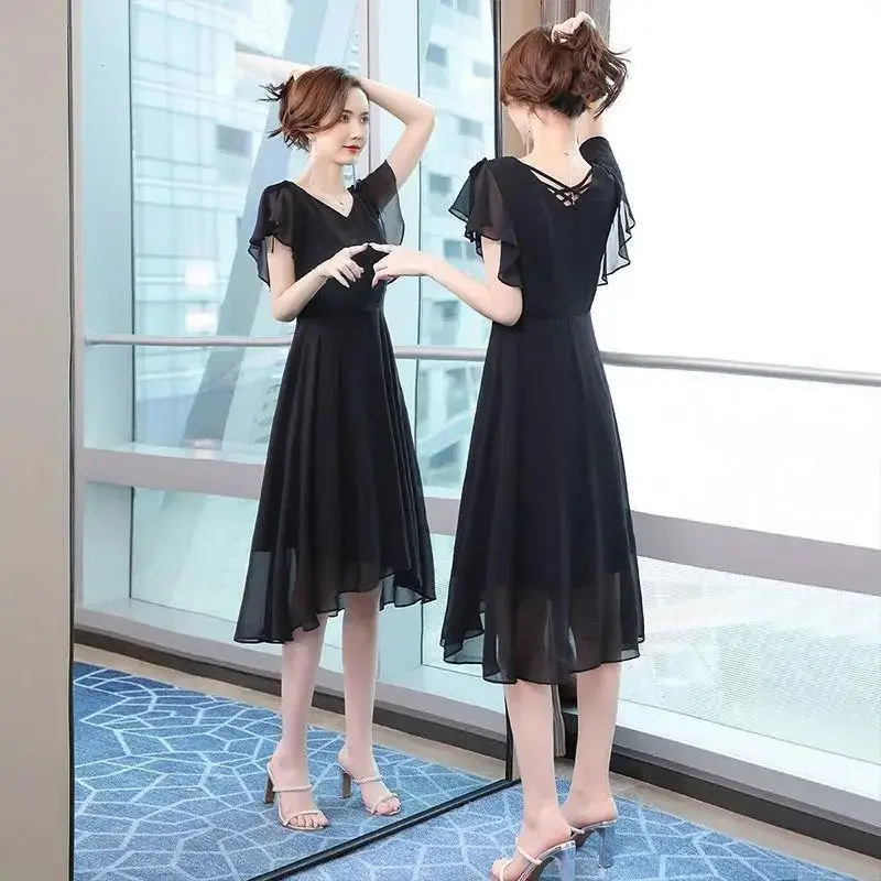 

Elegant Women's V Neck A Line Midi Dress With Flutter Sleeves And Ruffle Details For Summer Wear