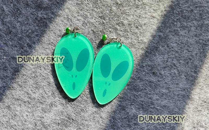 Momo Ayase Ear Clips Anime Dandadan Cosplay Women Ear Clips Ayase Momo Cosplay Accessories Halloween Earring