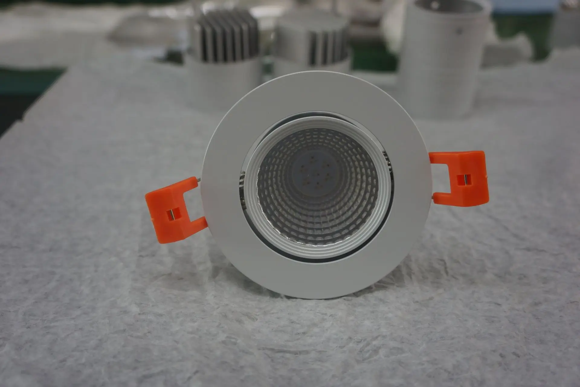 Smart 5W 220V AC DMX512 LED DMX Ceiling Recessed RGB Downlight 24v