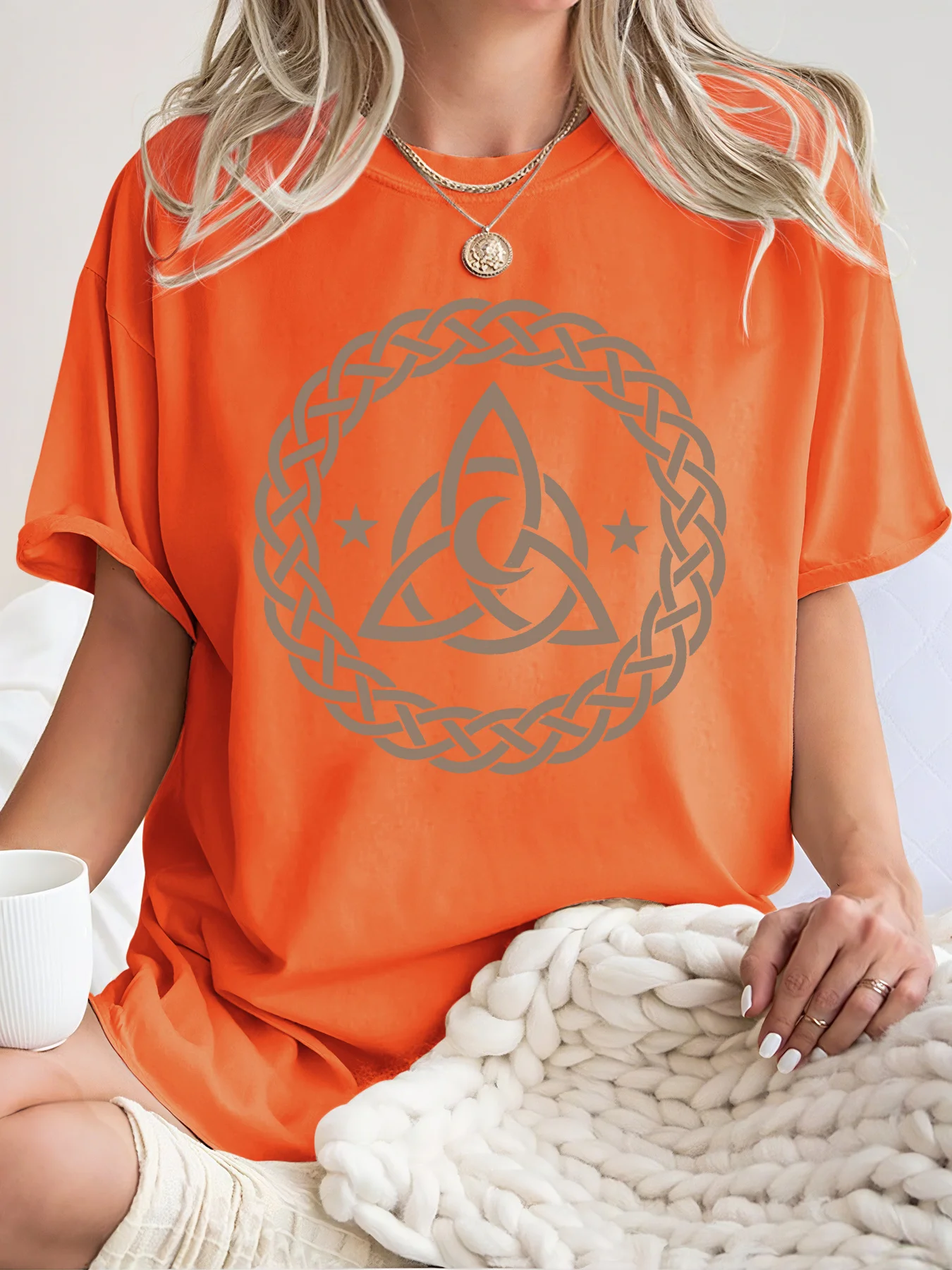 Celtic Moon Phase Symbol Printed Women's Summer Top Mysterious Round Neck T-shirt Casual Daily Women's Fashion Comfortable Top
