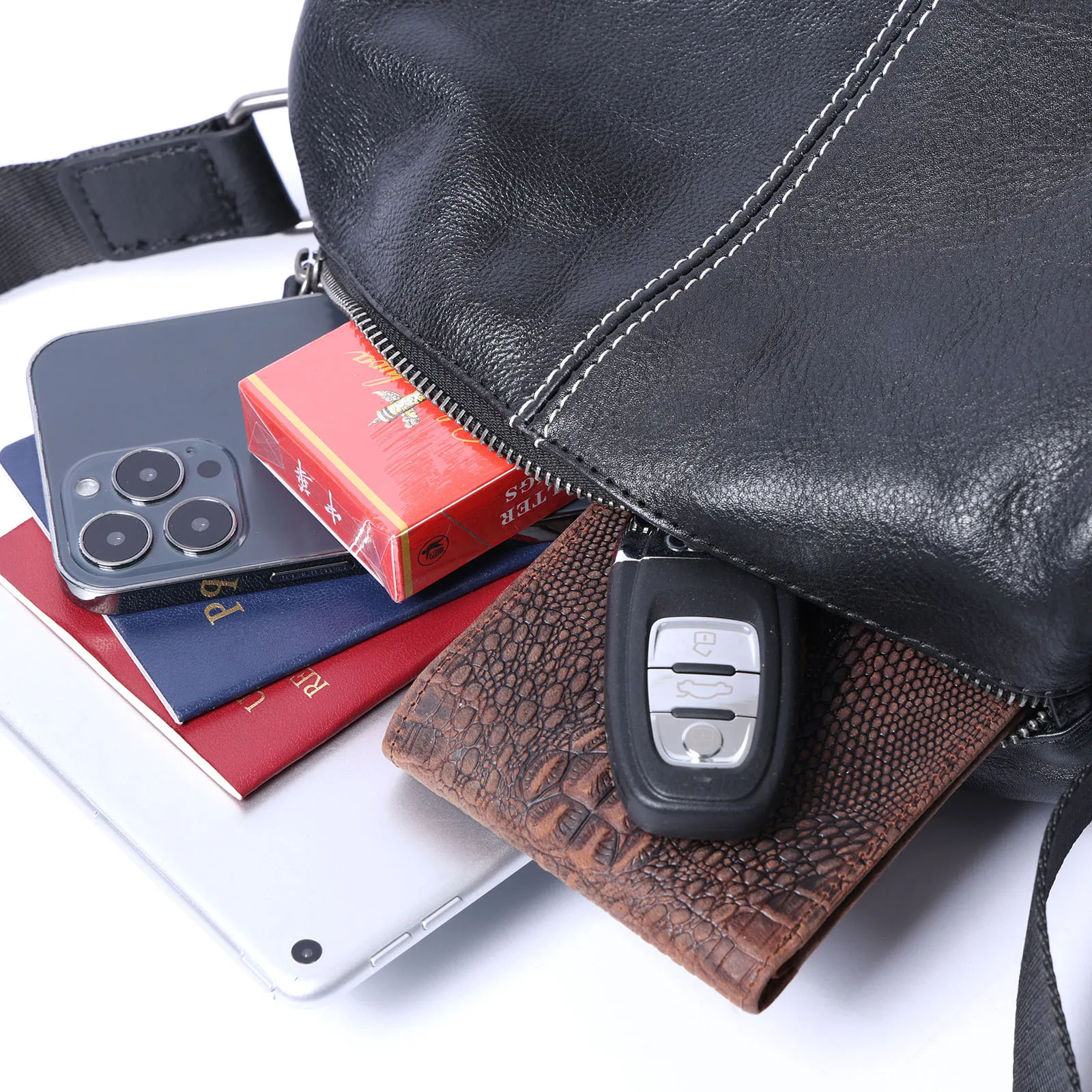 S.WORKER Modische Echtleder-Umhängetasche für Herren, Vollnarbig, Trendige Casual-Crossbody-Tasche, Mini-Umhängetasche für Handy und Schlüssel – Detail 23