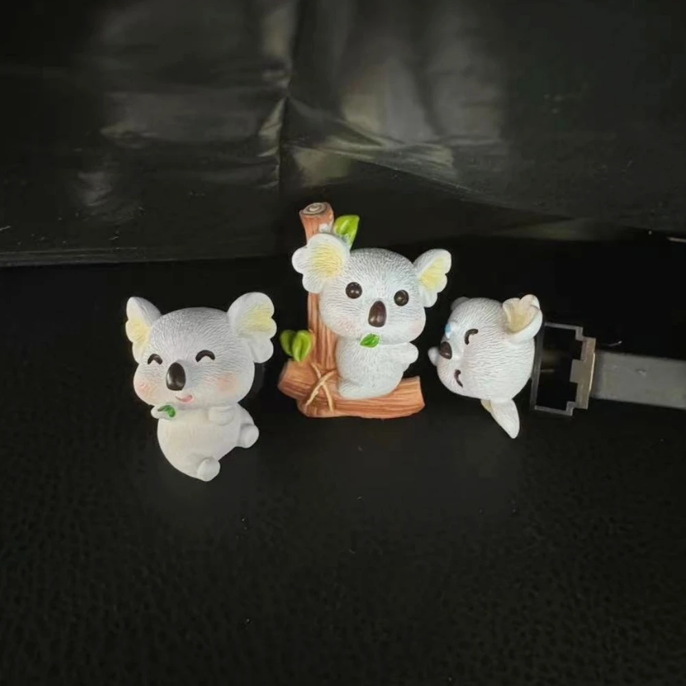 Koala Bear Car Air Outlet Perfume Clip Cute Mini Bear Aromatherapy Creative Car Interior Decoration Air Freshener Accessories