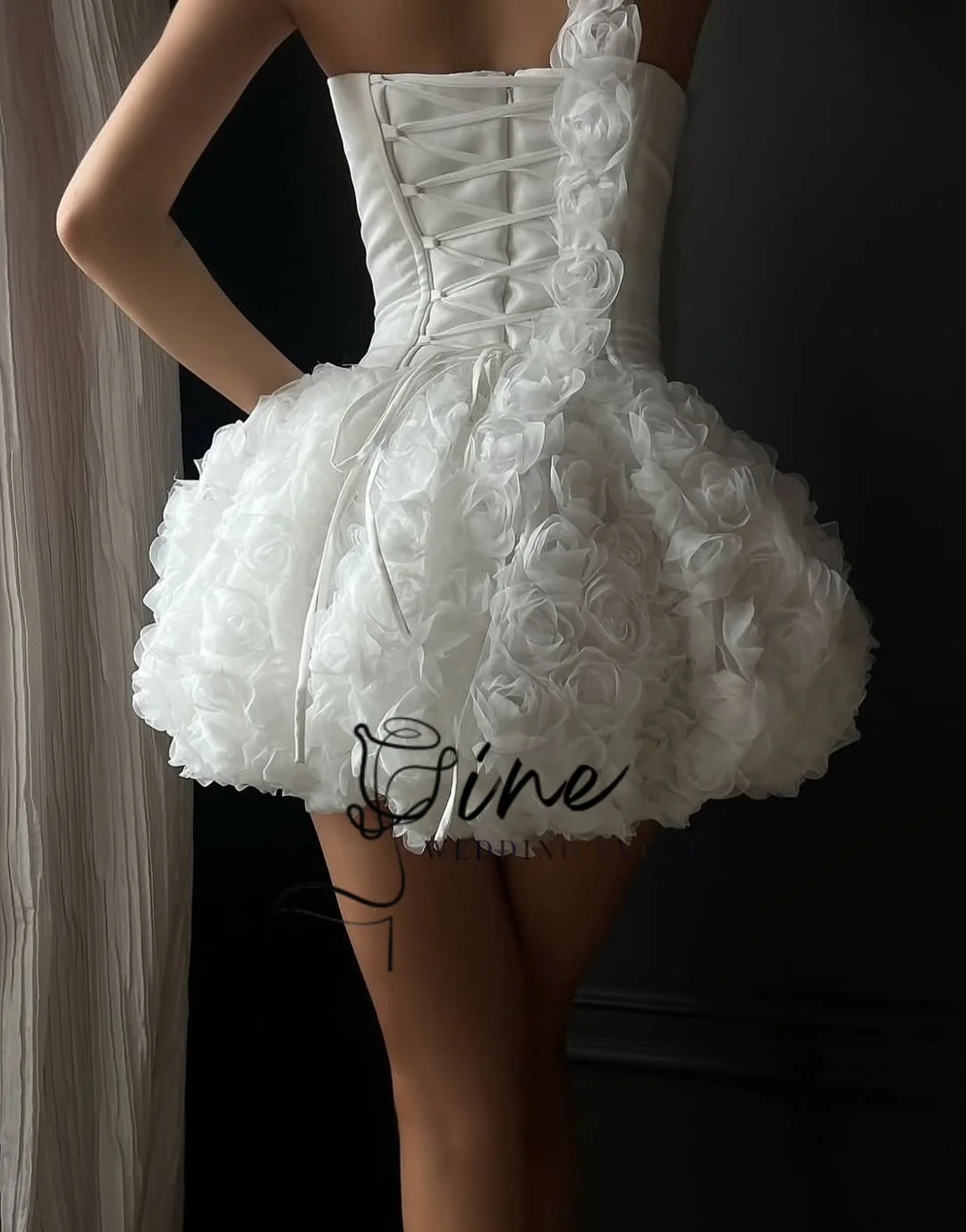 Oine Customized Luxury Stain Mini Wedding Dress 3D Flowers A Line Lacing Up Bridal Gown 2026 Sleeveless Vestidos De Novia