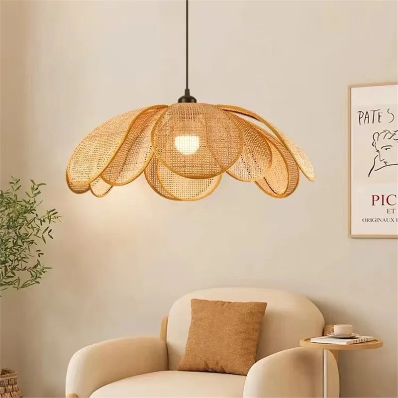Restaurant pendant light Japanese woven homestay room bedroom living room light rattan flower petal wooden wind pendant light