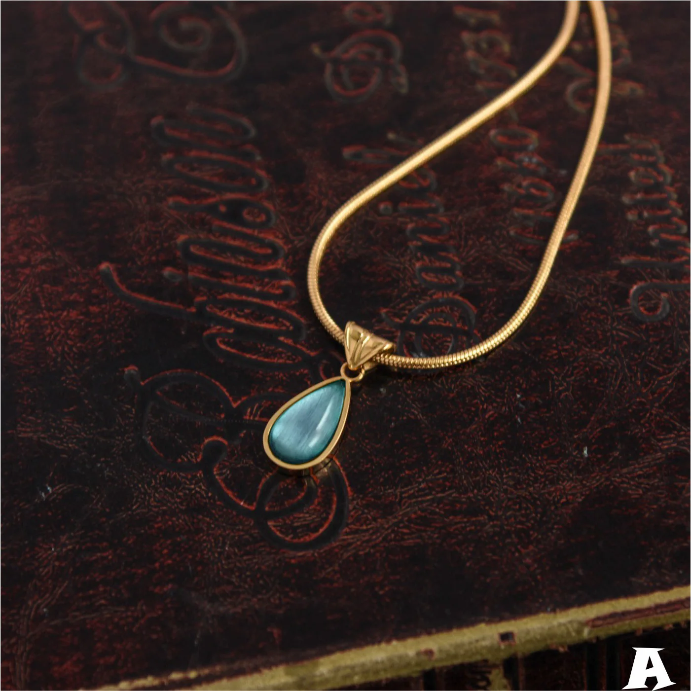 Fashion Classic Tears of the Blue Ocean Pendant Necklace Women's Choker Fashion Titanium Steel Gold-plated Snake Bone Necklace image 5