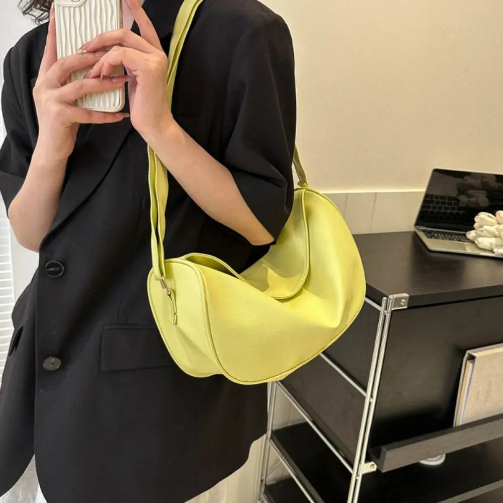 

Fashion Korean Style Dumpling Messenger Bag Solid Color Minority Design Women Crossbody Bag Casual Vintage Shoulder Bag Women