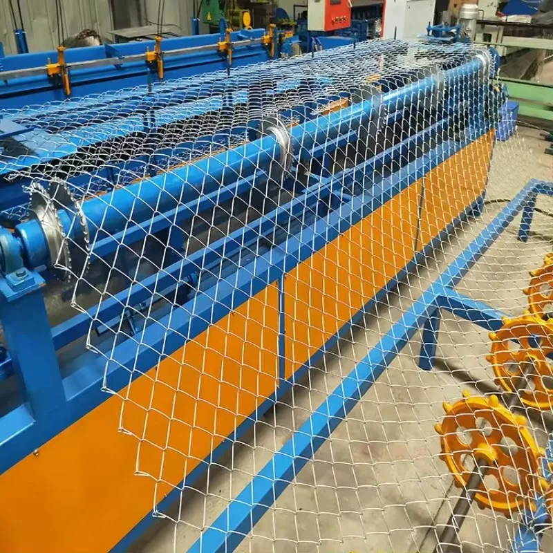 Full Automatic Hot Sale Fence  Wire Mesh Chain Link Fence Net Making Machine Aluminum Foil Expanded Mesh Machine