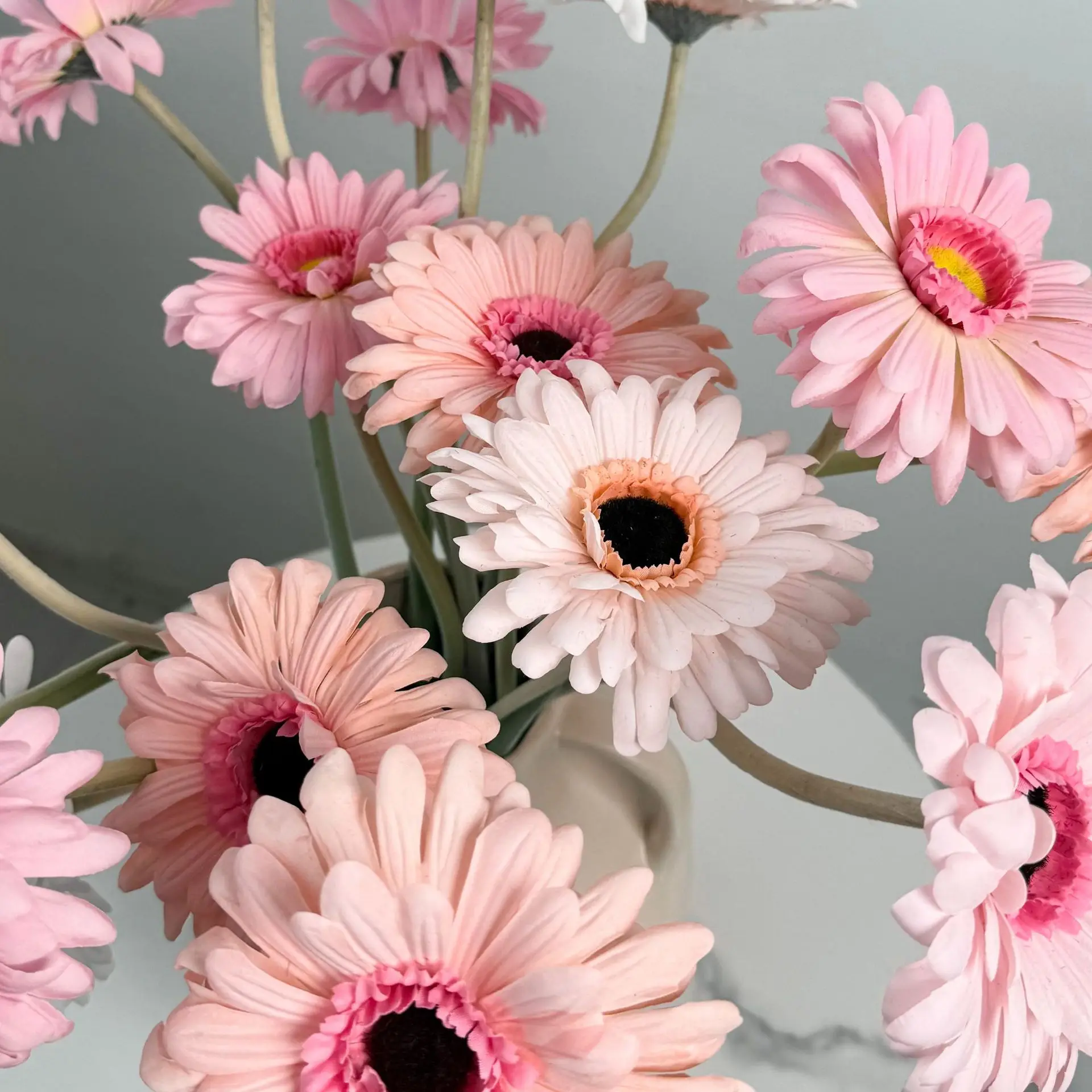 10 Stück Feuchtigkeitsspendende Gerbera Kunstblumen mit Echtem Touch, Gänseblümchen, Brautstrauß, Hochzeitsdekoration, Blumenarrangement, Heimdekoration – Detail 3