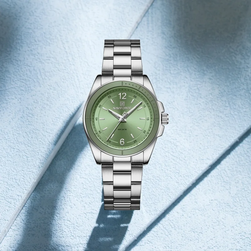 NAVIFORCE 5062 패션 여성 쿼츠 시계 캐주얼 손목 시계 방수 스테인레스 스틸 스트랩 간단한 숙녀 시계 reloj mujer