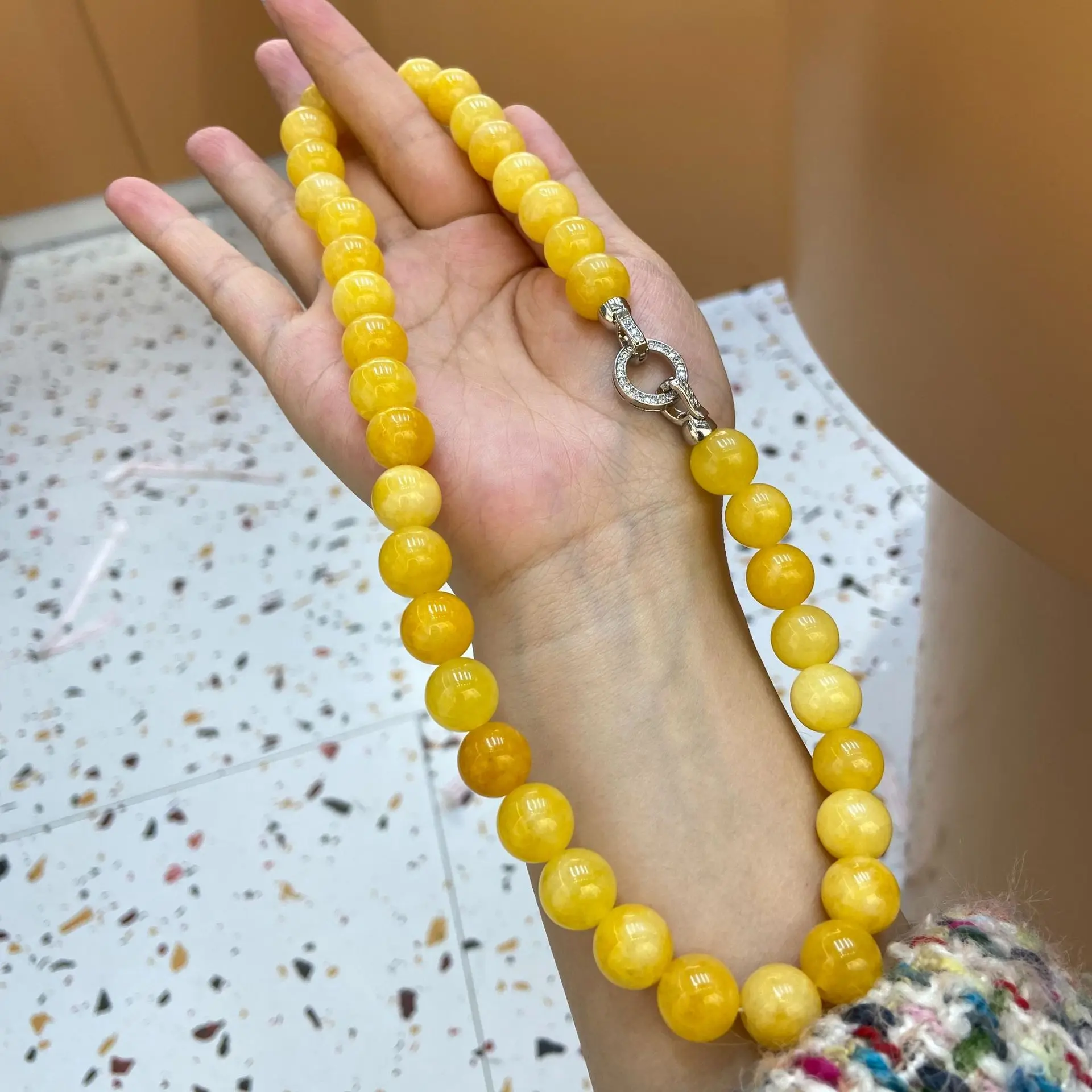 

12mm Yellow Agate Beaded Necklace Natural Stone Necklace Bead Clavicle Chain Vintage Charm Beaded Energy Fashion Jewelry Gifts