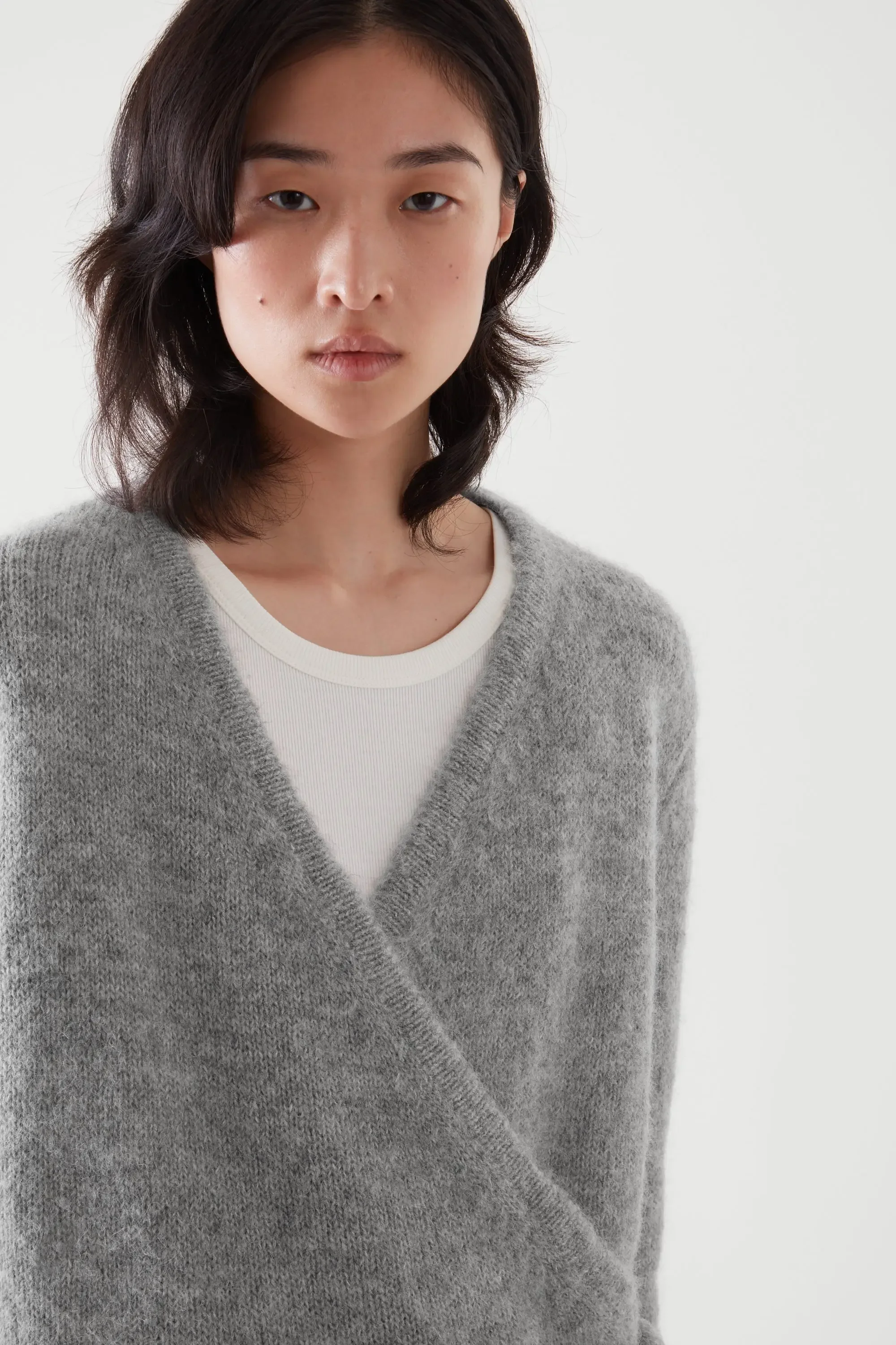 

Ethereal costume 2025 cos winter new style of Ladies' casual fashion standard wool blend asymmetrical cardigan