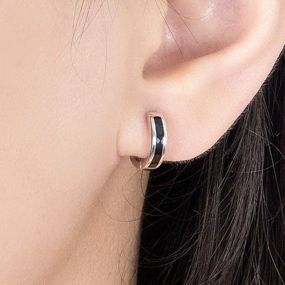 2023 Original Classic Silver Color Small Hoop Earrings White Black Personality Piercing Earings For Women Men Fine Jewelry Gift