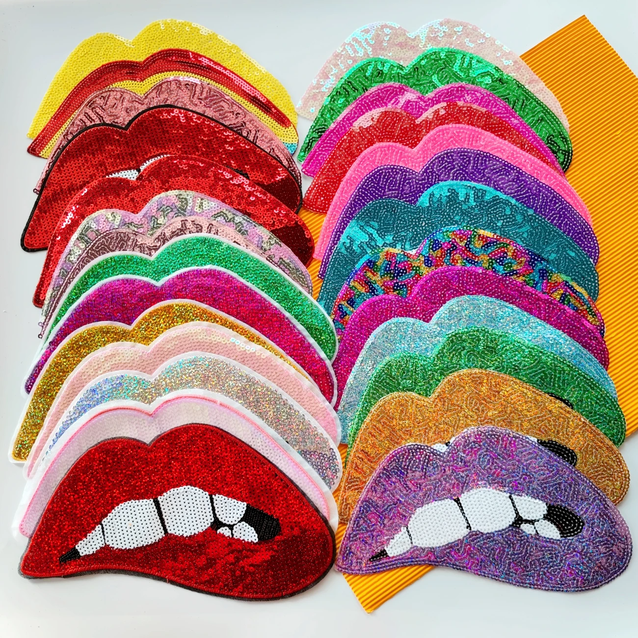 Embroidery Big Sequined Mouth Patch,embroidered Leopard Lips Appliques Badges,sequins Patches for Clothing PW227283