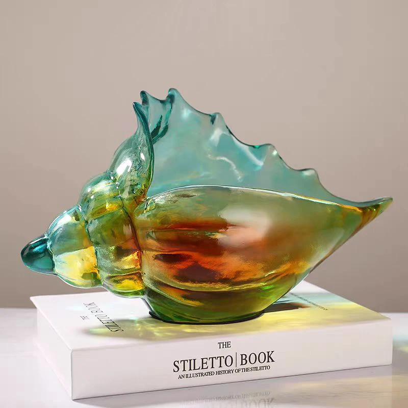 *flo High Quality Modern Handmade Conch Shape Resin Storage Box Creative Translucent Statue Decoration for Living Room Office