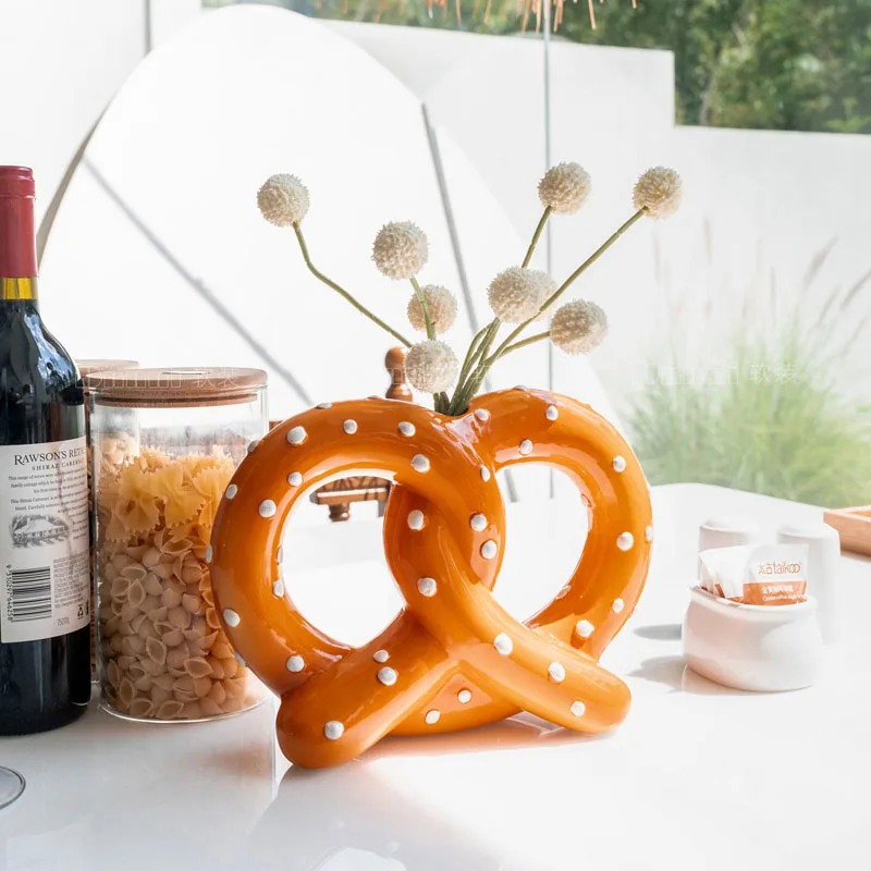 Nordic Abstract Bread Shape Vase Ornaments Living Room Dining Room Flower Arrangement Art Dried Flower Vase Wedding Decoration