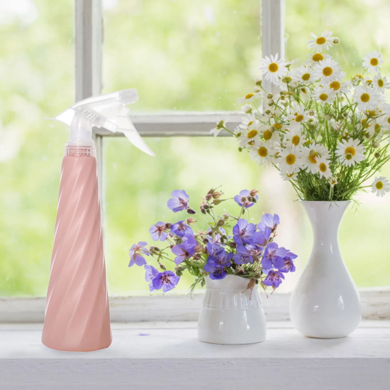 

Chic Candy Colored Gardening Small Watering Can Hand Pressed Sprinkling Kettle Watering High Bottle Watering Portable Flower Spr