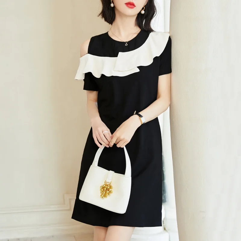 

The 2024 Summer New Style Temperament Loose and Fleshy-hiding Little Black Dress