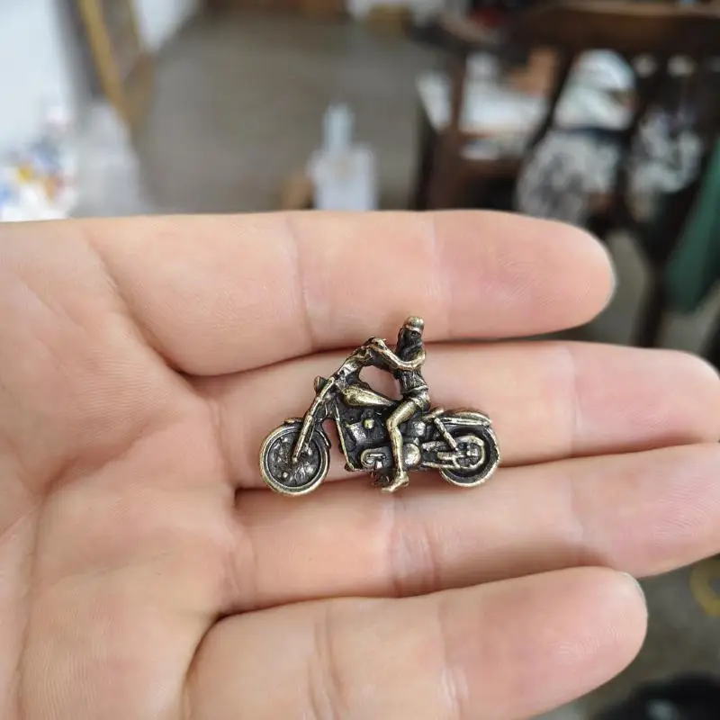 New Vintage Zinc Alloy Motorcycle Rider Figurine Fine Detailing Antique Finish For Home Desk Decor Biker Enthusiast Gifts