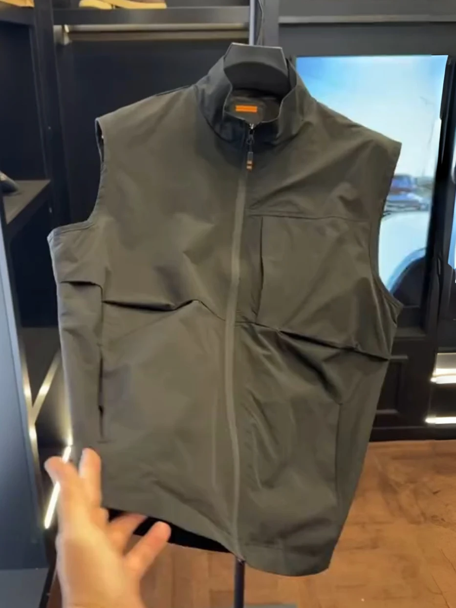 Men's Summer Thin Multi-Pocket Workwear Stand Collar Vest Jacket Casual Lightweight Quick Dry Breathable Outdoor Polyester Fiber