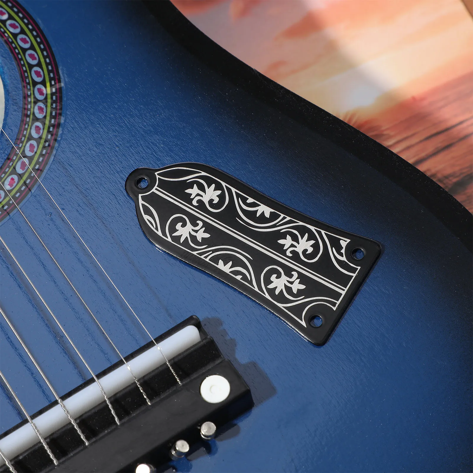 

Black Gr34 Truss Rod Cover 3 Holes Bell Shape Flower Pattern Fits Electric Guitar Replacement Durable Guitar Truss Rod Cover