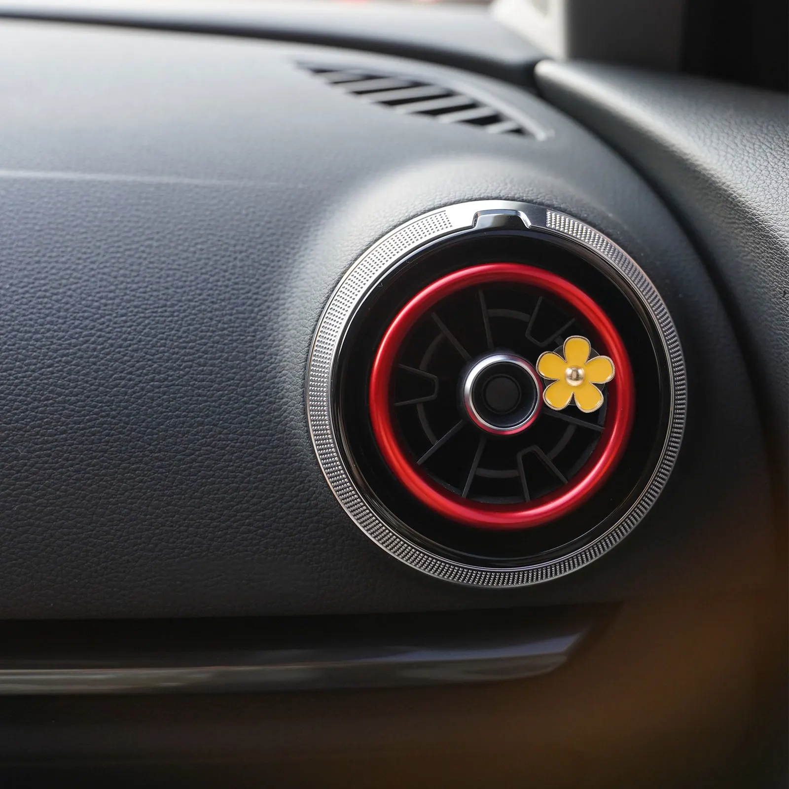 

4pcs Car Perfume Metal Chrysanthemum Air Freshener Dashboard Flower Vent Clip Decor Yellow Car Interior Aroma Accessories