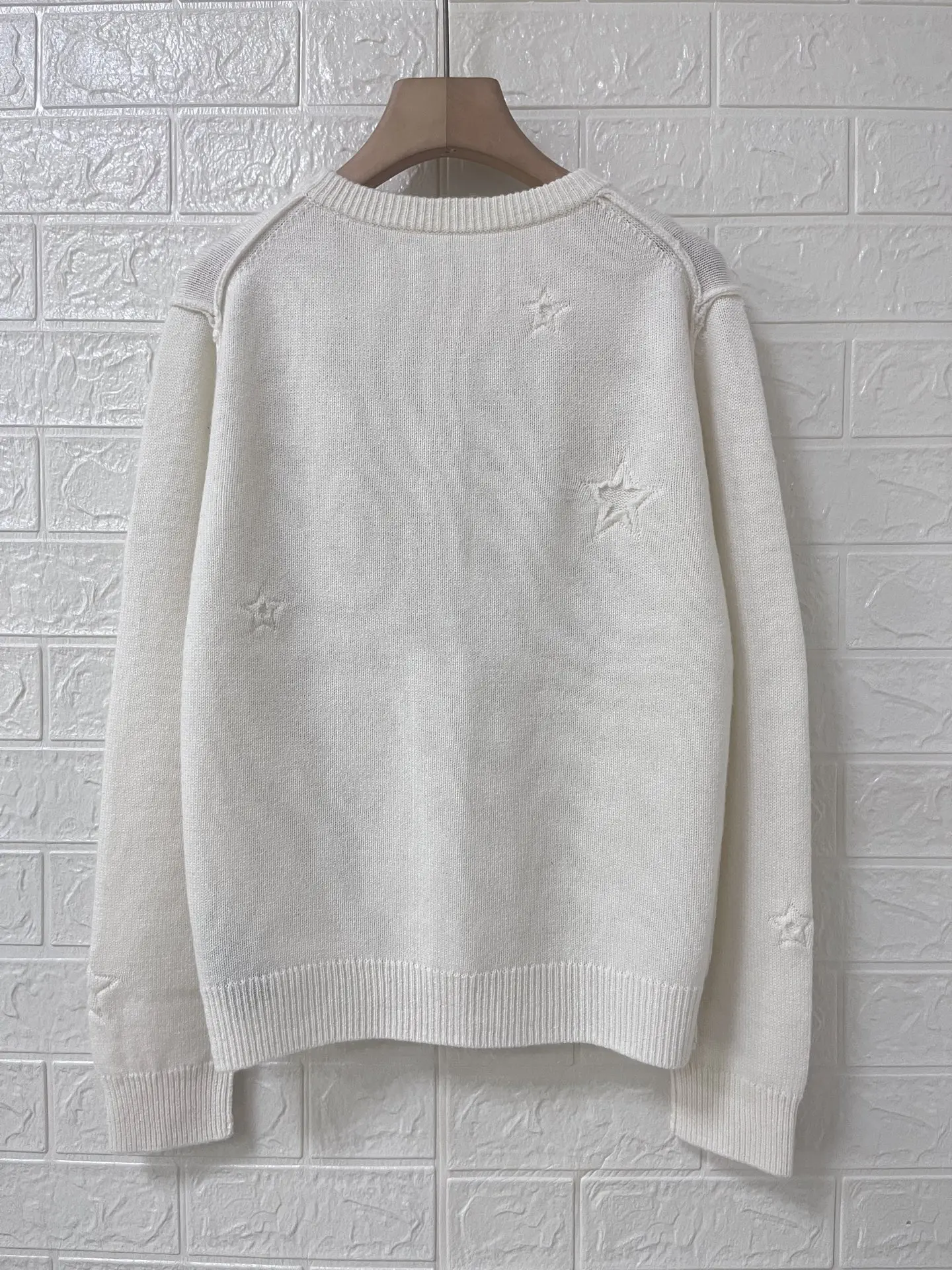 2025 신상 라운드넥 풀오버 자수 우아한 출퇴근용 긴팔 스웨터