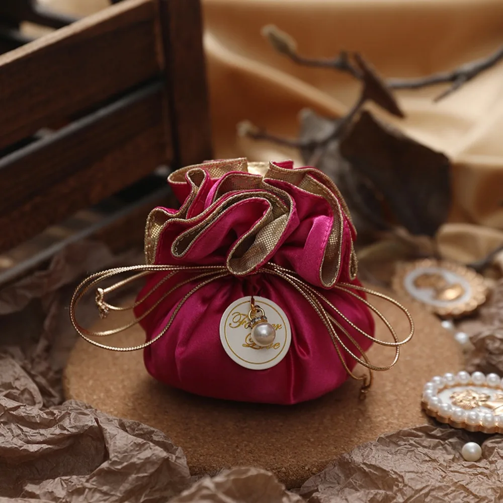 

4Pcs Portable Candy Packaging Bags Exquisite Chinese Style Velvet Storage Bag Light Luxury Fashion Drawstring Bag Party Decor
