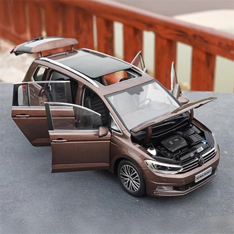 

1:18 VW Touran L MPV модель автомобиля из сплава, литье под давлением, металлические многоцелевые автомобили, модель автомобиля, коллекция моделирования, детские подарки, украшение