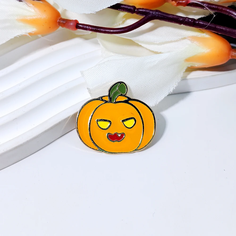 Halloween new brooch badge pumpkin ghost haunted house bat lollipop troublemaker personalized clothes bag accessories