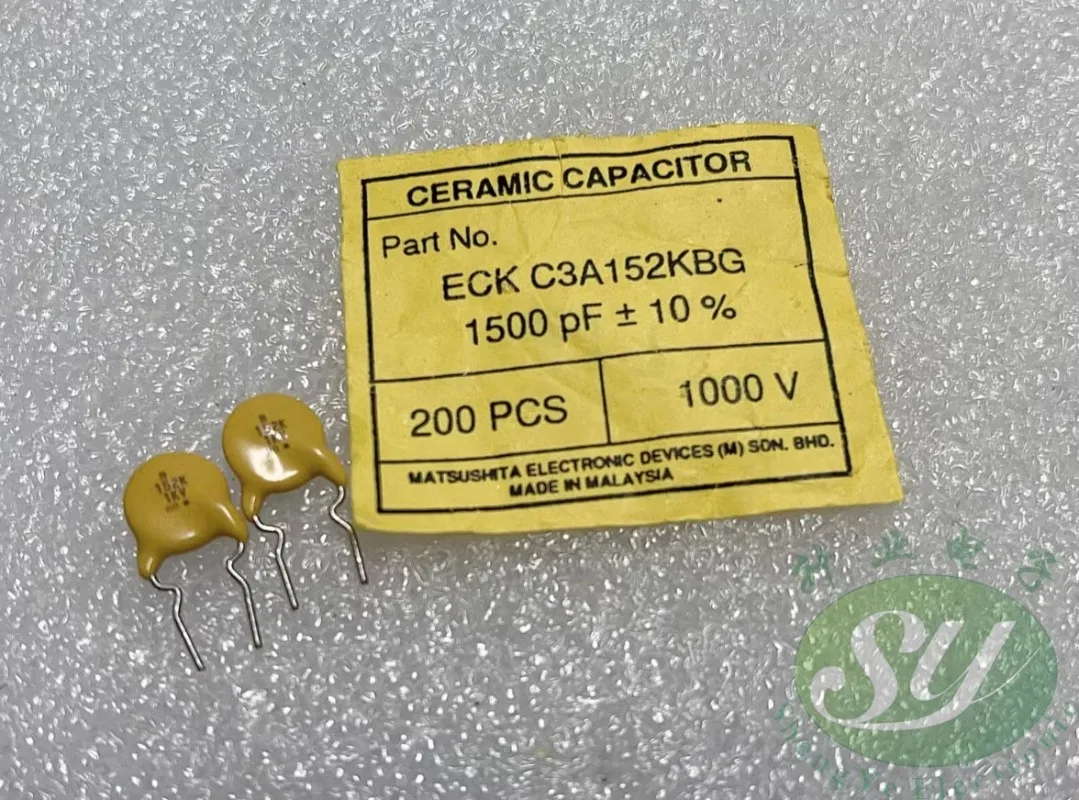 

20PCS 0.0015uf/1KV 1500pf 1n5 152 New porcelain chip capacitor