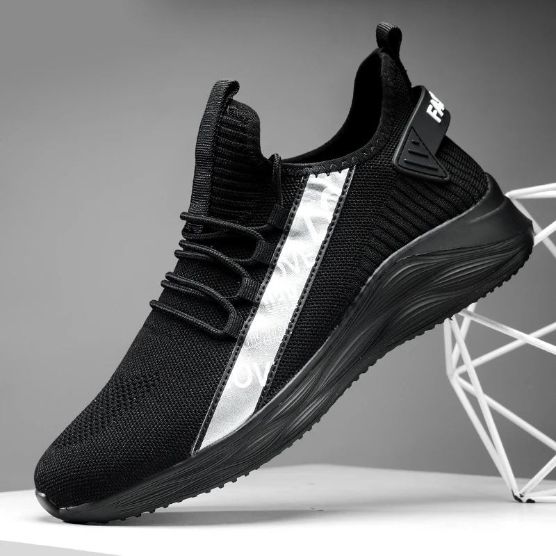 Running Shoes Summer Lace Up Breathable Sport Shoes High Quality Non-slip Outdoor Athletic Sneakers for Men Black White Man Shoe